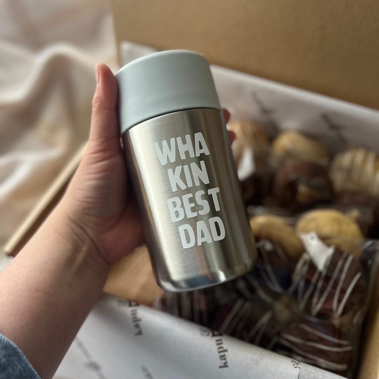 NUI Rā Pāpā Gift Set - Travel Kapu, Kapu & 24x Cookies