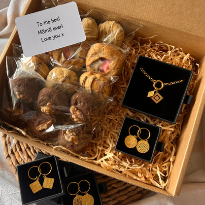 Spoil Māmā with Cookies & Waihonga