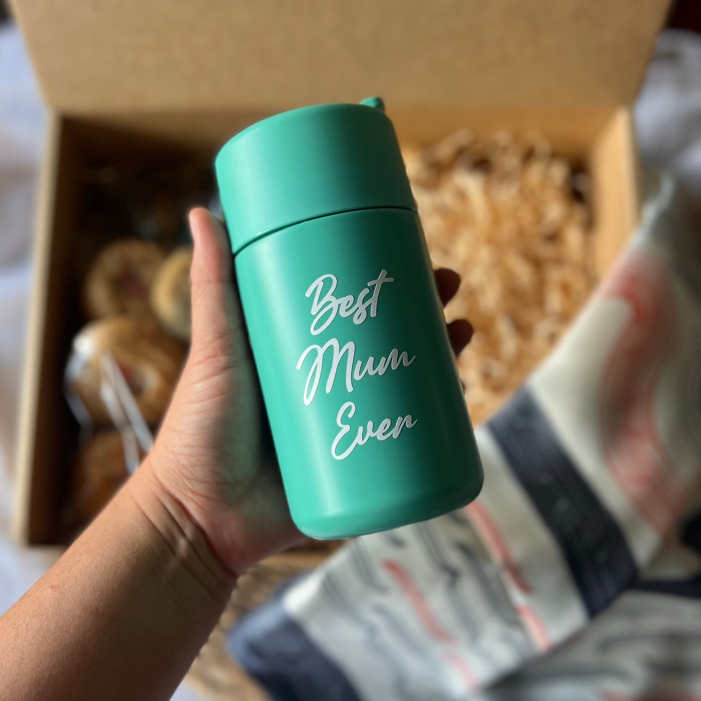 Travel Kapu & 24x Cookies Gift Set