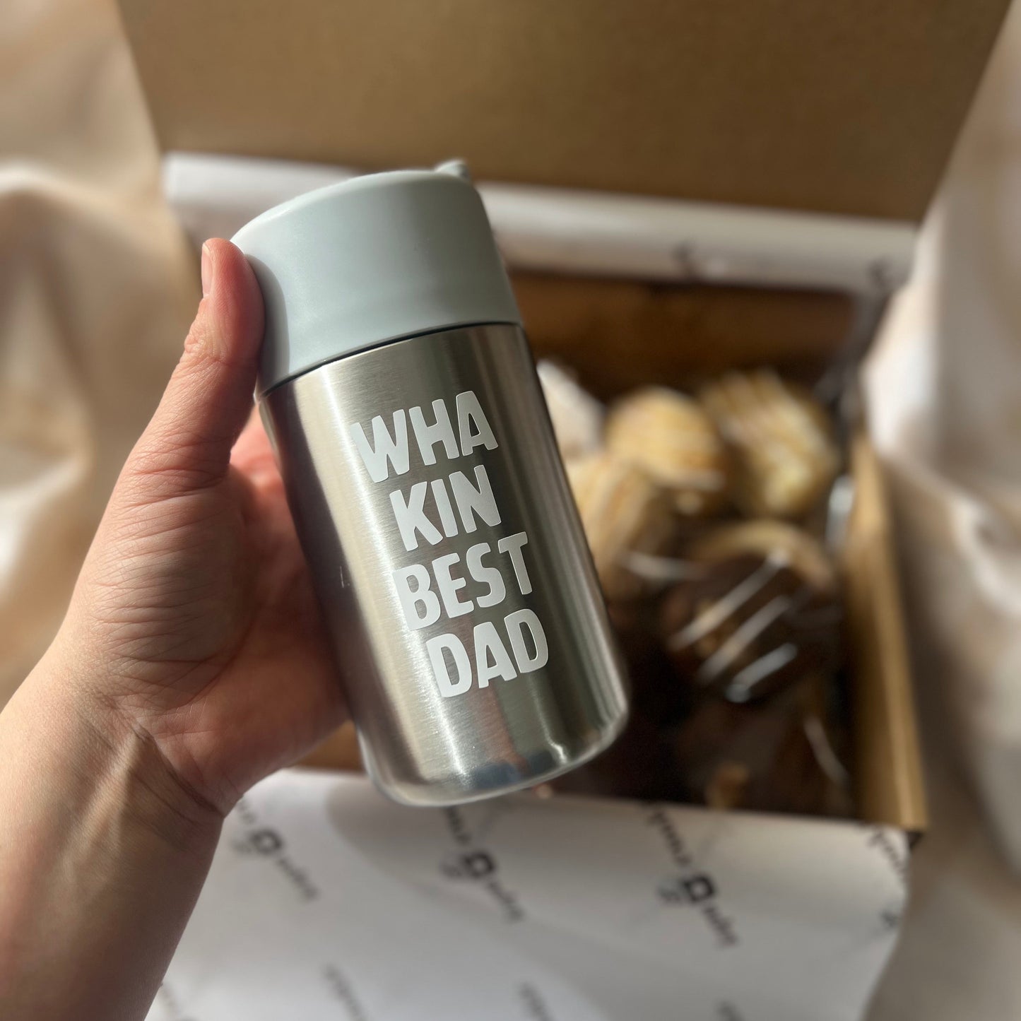 Travel Kapu & 24x Cookies Gift Set
