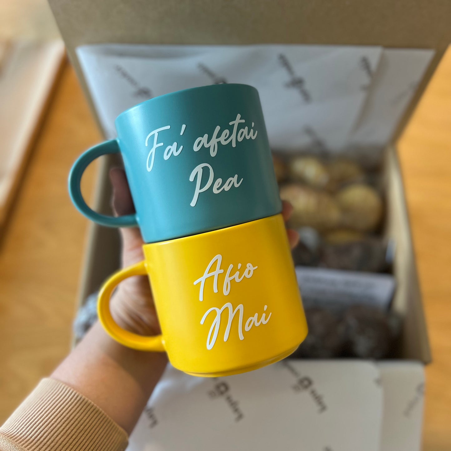 Kōrua Kapu & 24x Cookies Gift Set