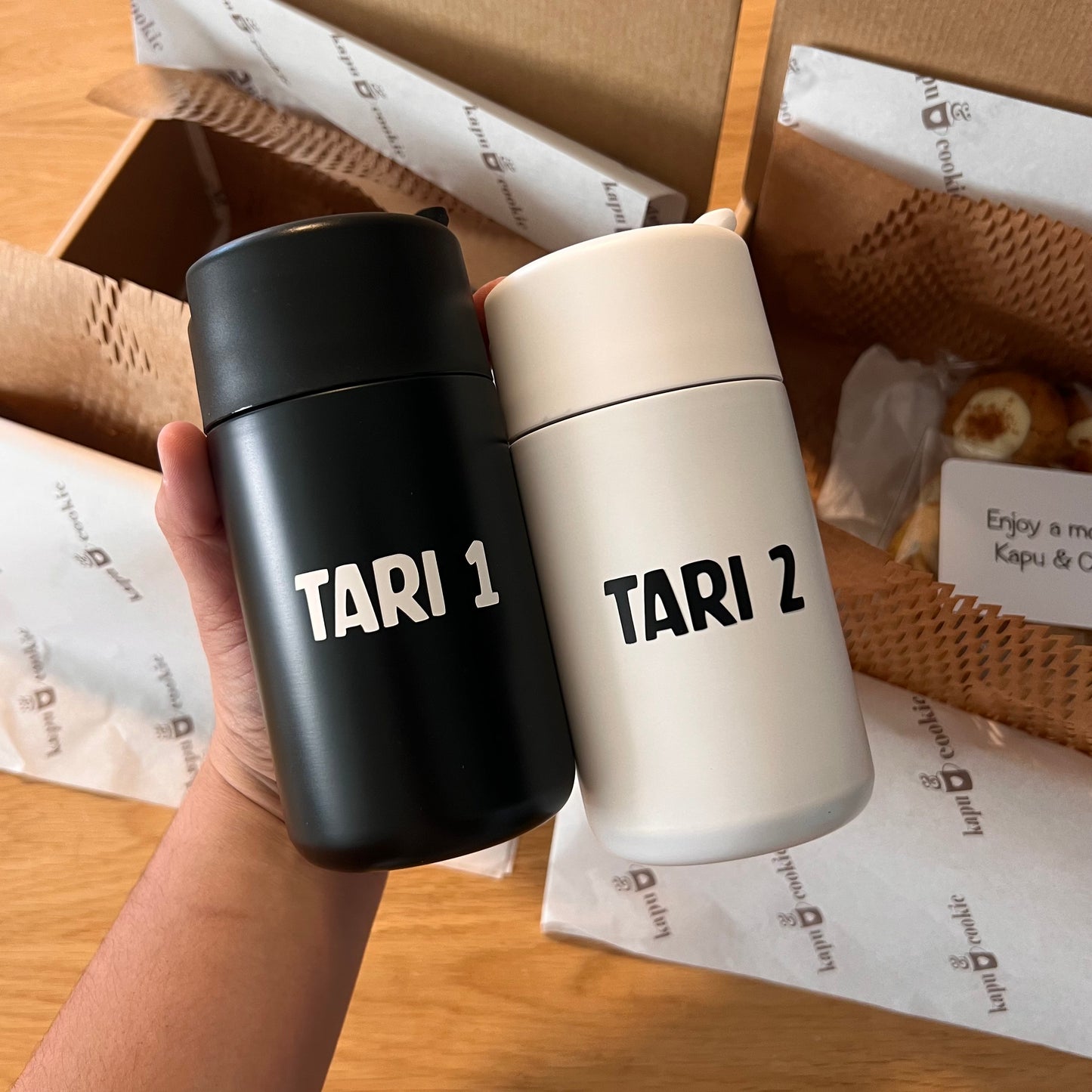 Kōrua TRAVEL Kapu & 24x Cookies Gift Set