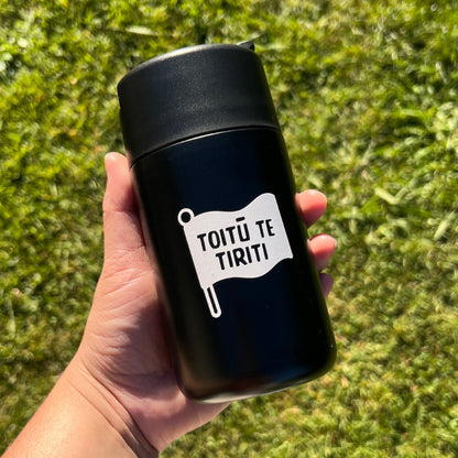 TOITŪ Travel Kapu & 12x Cookies Gift Set